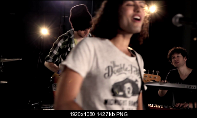Click image for larger version

Name:	vlcsnap-2011-12-15-08h38m58s21.png
Views:	177
Size:	1.39 MB
ID:	10114