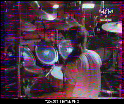 Click image for larger version

Name:	svideo noise.png
Views:	5008
Size:	1.08 MB
ID:	35541