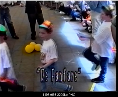 Click image for larger version

Name:	2016-02-17 21_18_10-schoolfeest - VLC Media Player.png
Views:	202
Size:	2.16 MB
ID:	35725