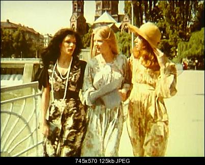 Click image for larger version

Name:	samp DVD.jpg
Views:	770
Size:	124.6 KB
ID:	36845