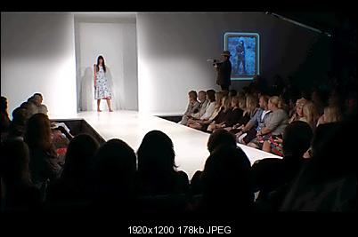 Click image for larger version

Name:	gradfun.jpg
Views:	316
Size:	178.2 KB
ID:	3687